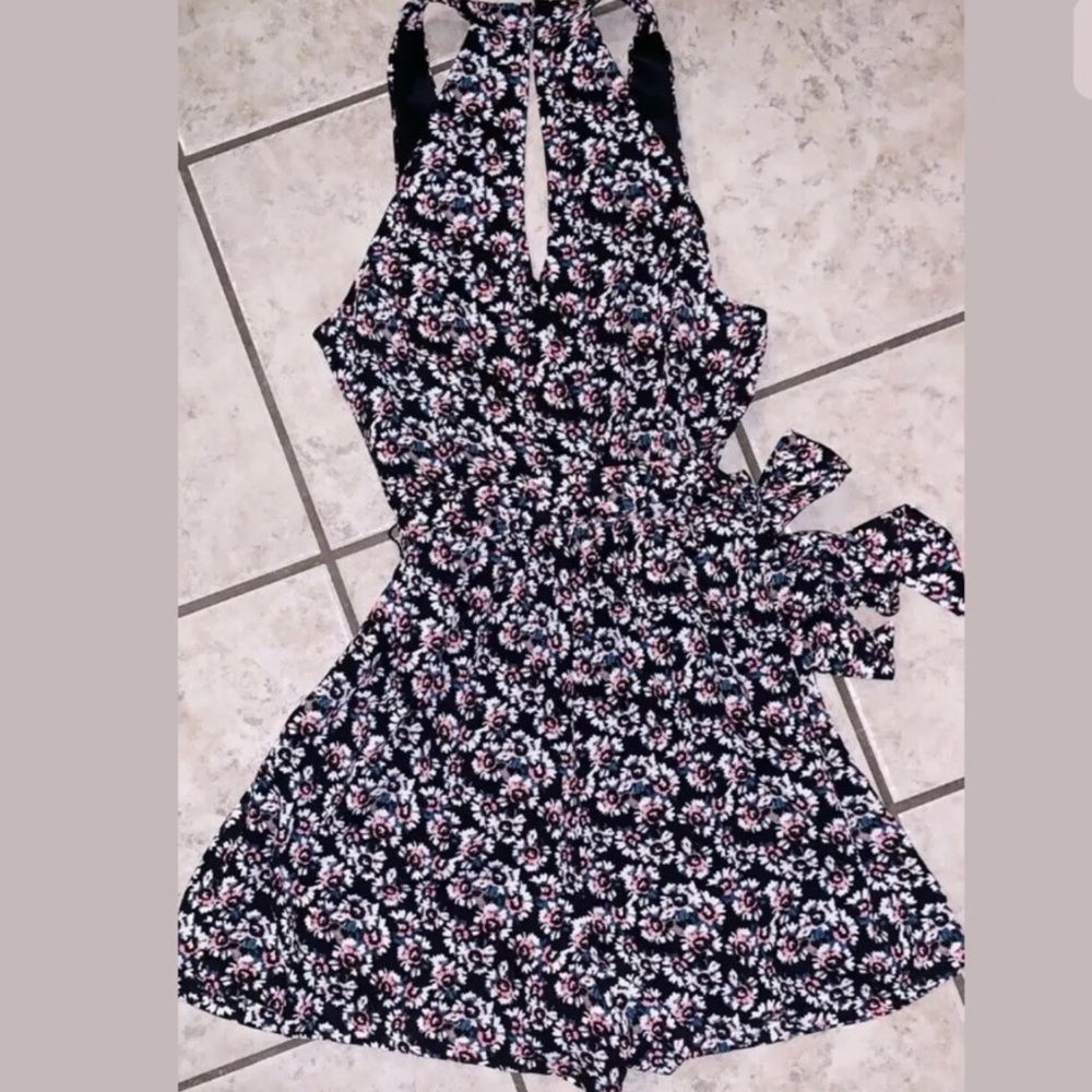 Express floral romper - Size 2